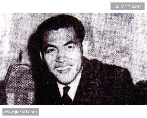 揭秘足球明星老蒋的传奇人生与职业生涯成就分析