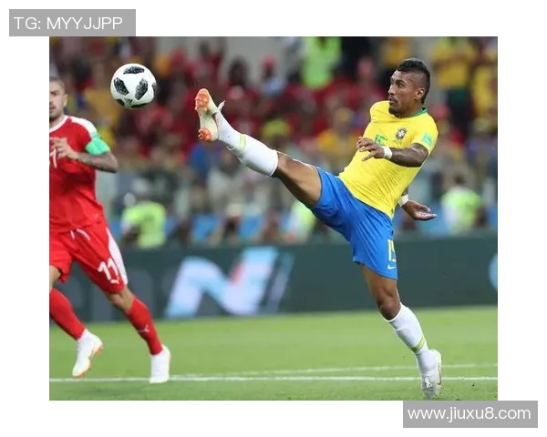 足球明星训练意外受伤瞬间曝光引发球迷热议与关注