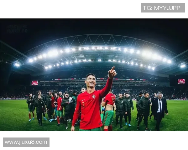 足球巨星C罗的自律之道如何成就辉煌职业生涯与卓越表现 足球巨星C罗的自律之道如何成就辉煌职业生涯与卓越表现