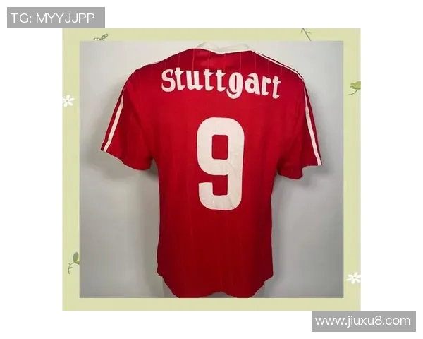 足球明星球衣的保存时间与保养技巧揭秘如何延长其收藏价值 足球明星球衣的保存时间与保养技巧揭秘如何延长其收藏价值