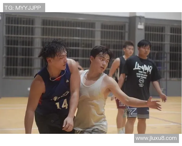 明星们激情四溢在篮球场上对决精彩瞬间视频合集